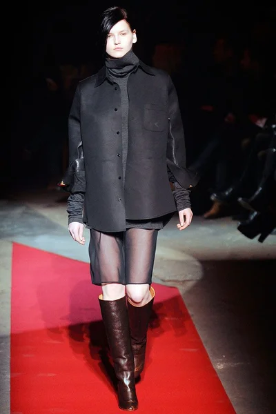Look 7